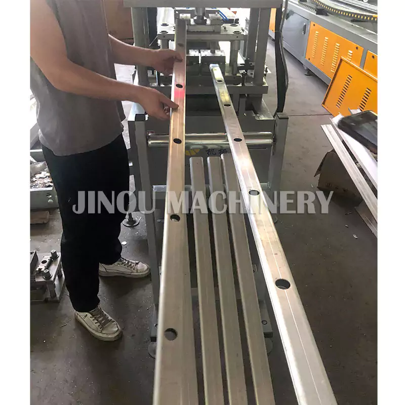 6 Meters CNC Punching and Cutting Machine for the A Type Dual Purpose Ladder, Aluminium and FRP Both Can Be Cut the Steps.