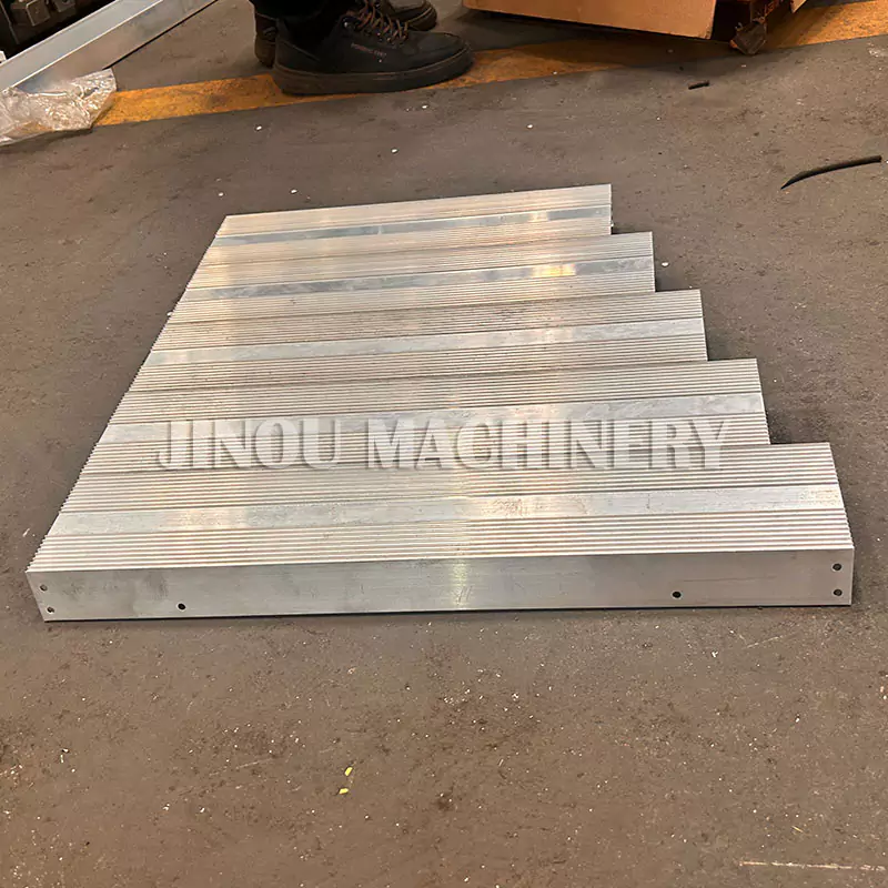 6 Meters CNC Punching and Cutting Machine for the A Type Dual Purpose Ladder, Aluminium and FRP Both Can Be Cut the Steps.