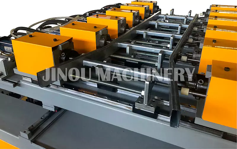 Multi Head Work Station for the Ladder Expanding Machine for the Galvanizing Steel Ladder