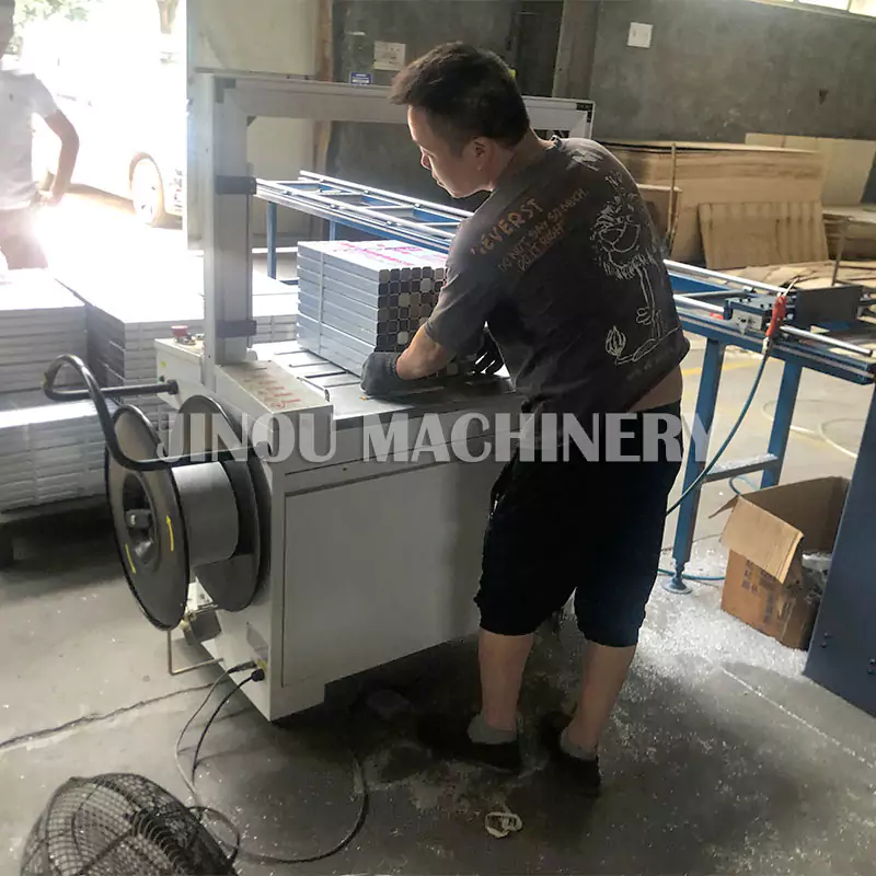 Aluminium Cutting Machine for the Multi Purpose Ladder