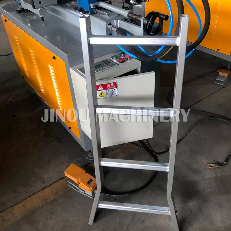 Ladder Expansion Machine for the Aluminium Steel Ladder With Splayfoot