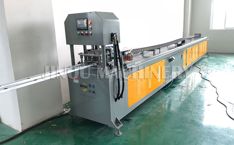 CNC Punching Machine For The Aluminium Triple / Double Extention Ladder